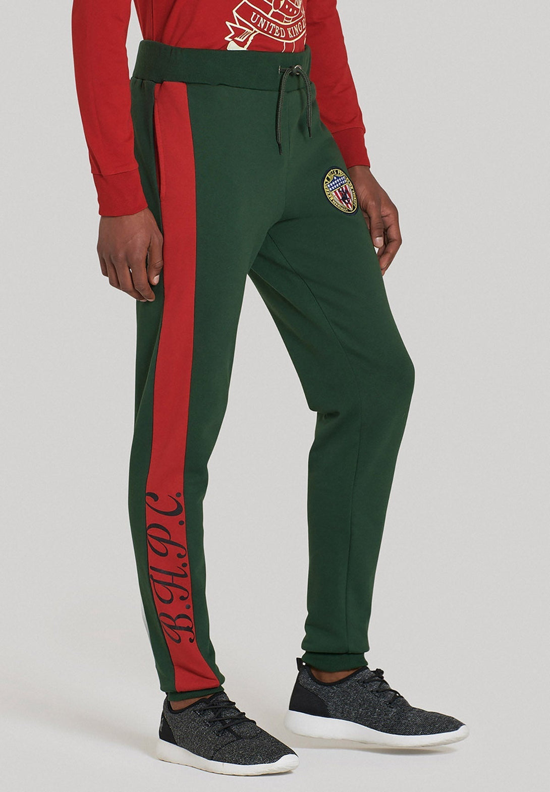 Beverly Hills Polo Club UK-BHPC US SHIELD PATCH JOGGERS MUSK